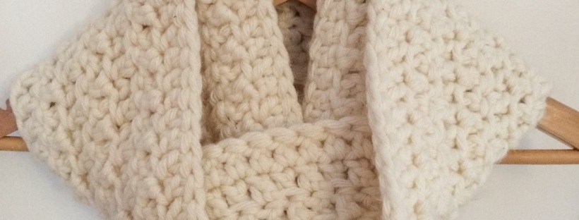 Free Pattern Simple Crochet Cowl | MyCraftyMusings
