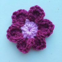 Large Simple Flower (200 Crochet Flowers, Embellishments & Trims) | MyCraftyMusings